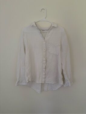 BeachLunchLounge Lightweight White Gauze 100% Cotton Button-Up Oversized Shirt